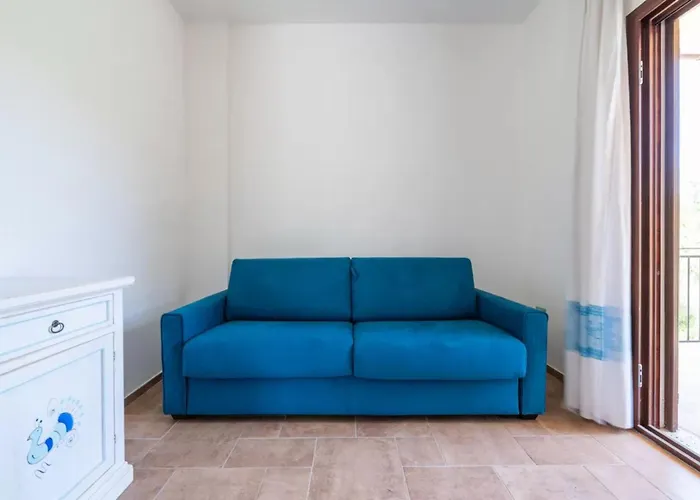 Sardinian Flat Close To Stunning Beaches * Santa Lucia (Sardinia)